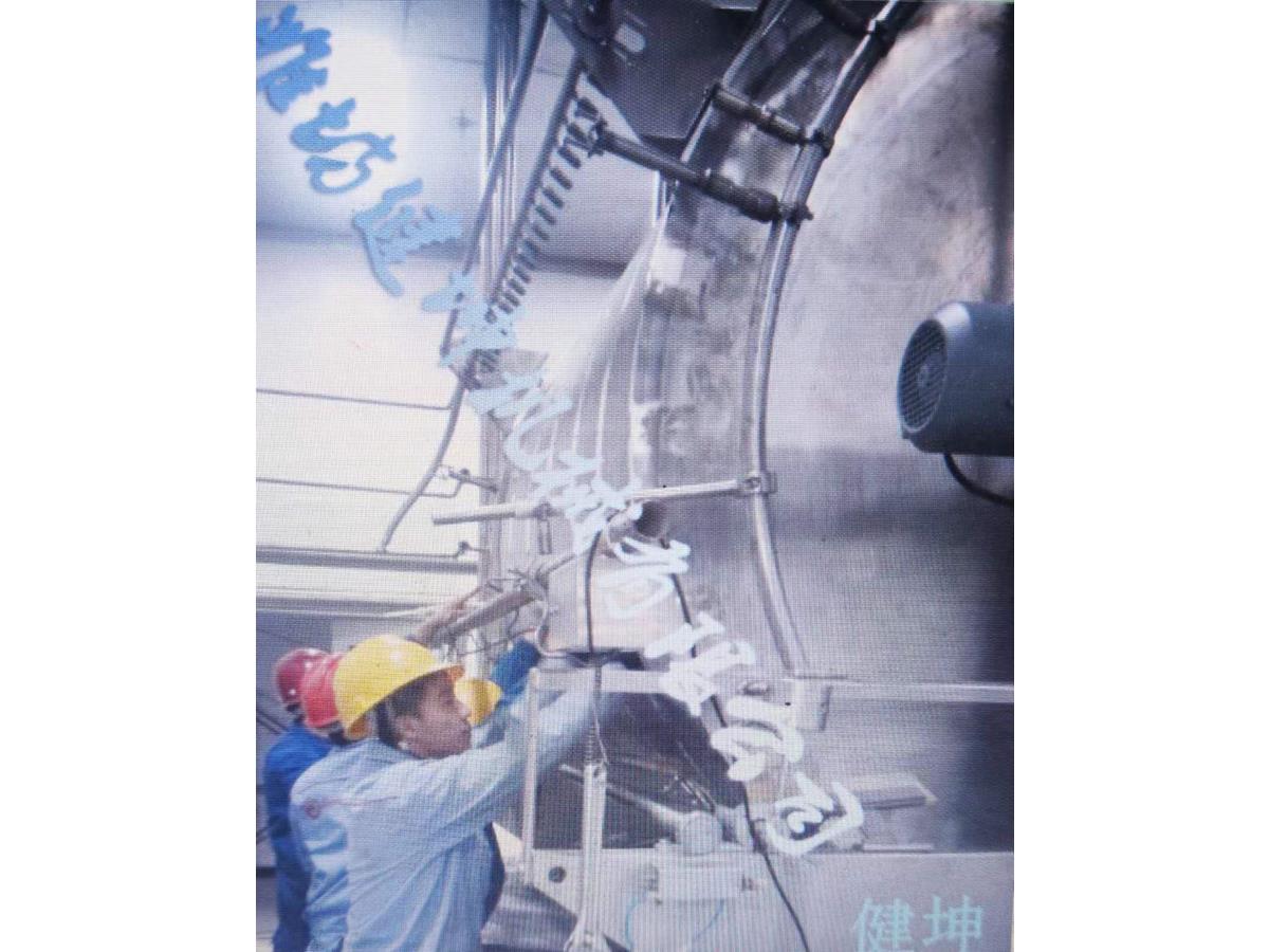 過濾機(jī)現(xiàn)場(chǎng)圖